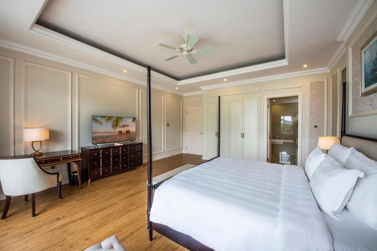 Vinpearl & Bay Resort